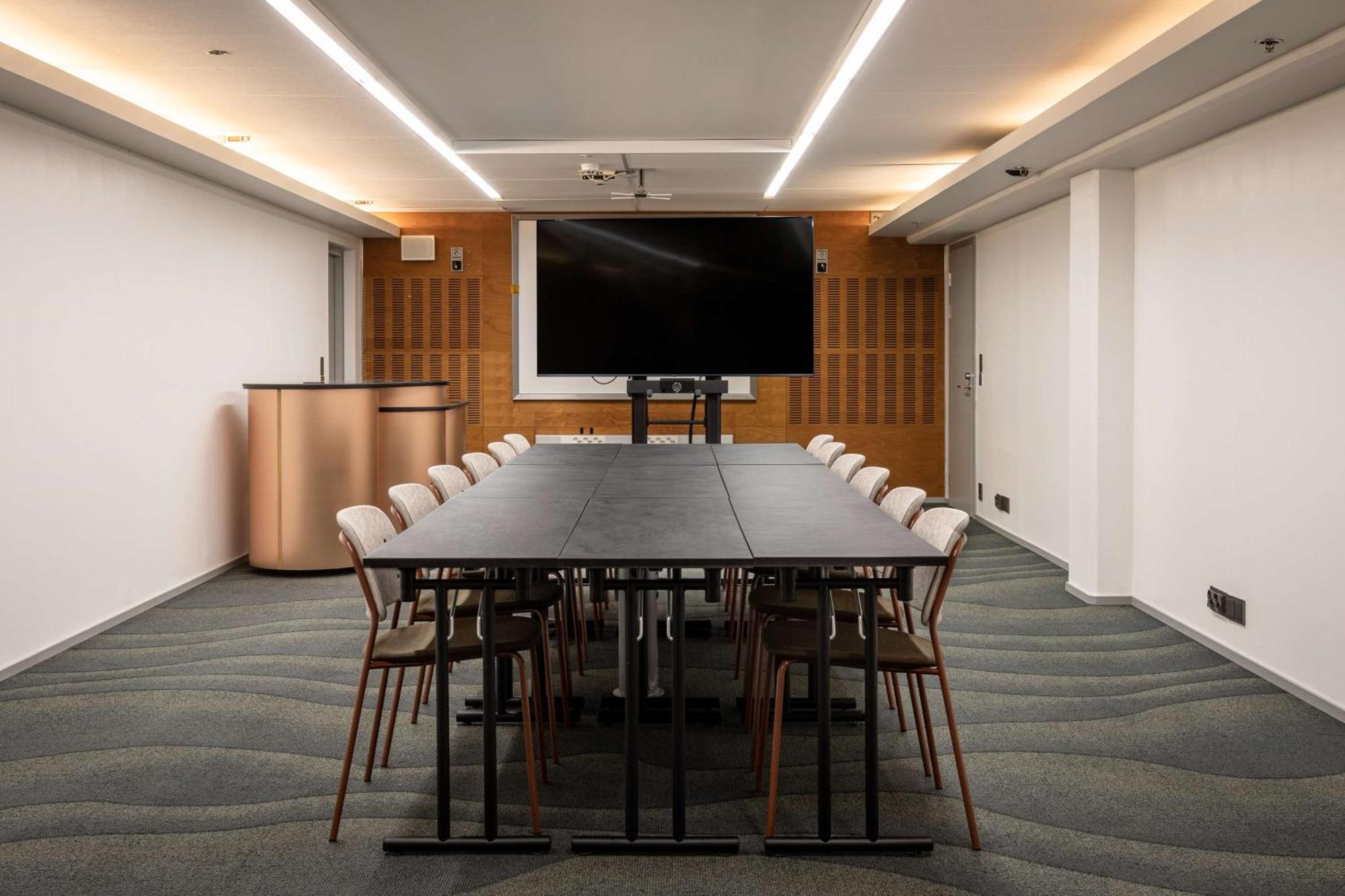 Scandic Helsinki Hub Экстерьер фото