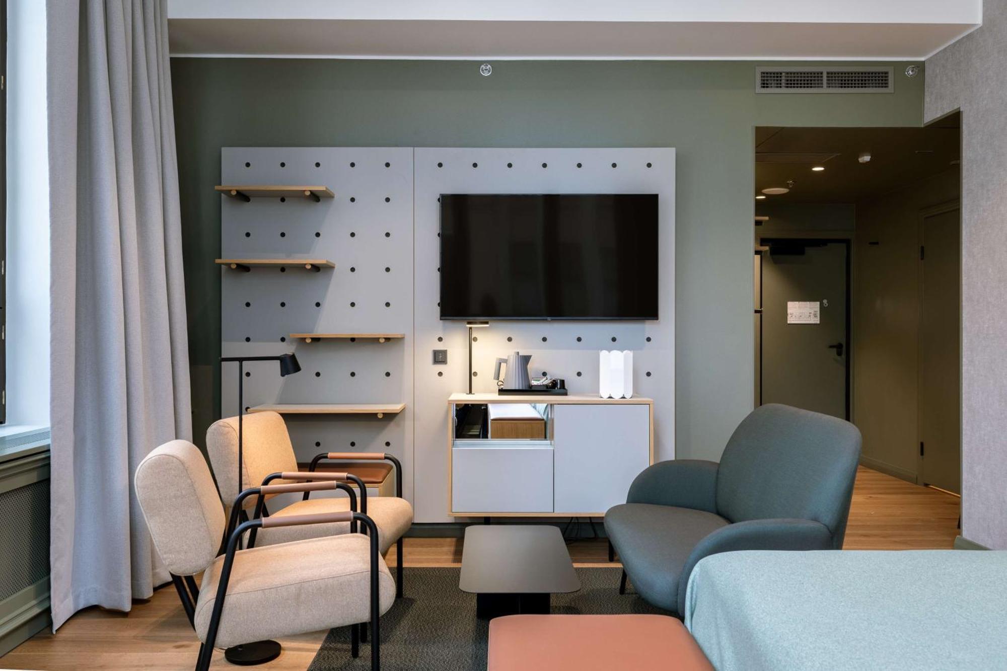 Scandic Helsinki Hub Экстерьер фото